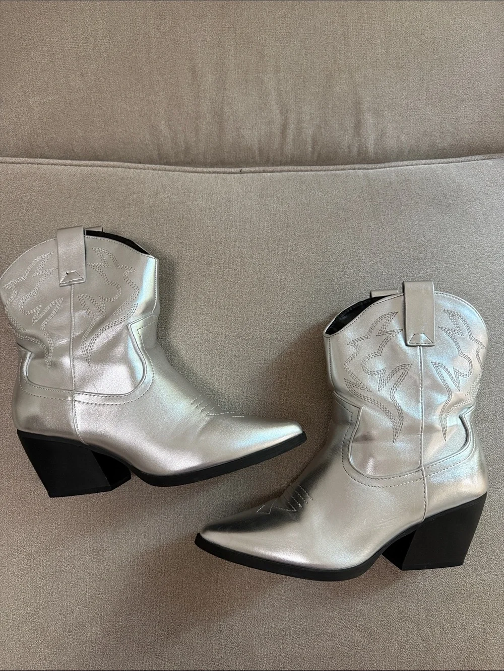 SODA Silver Western Ankle Boots - Women's Stylish Cowboy Booties